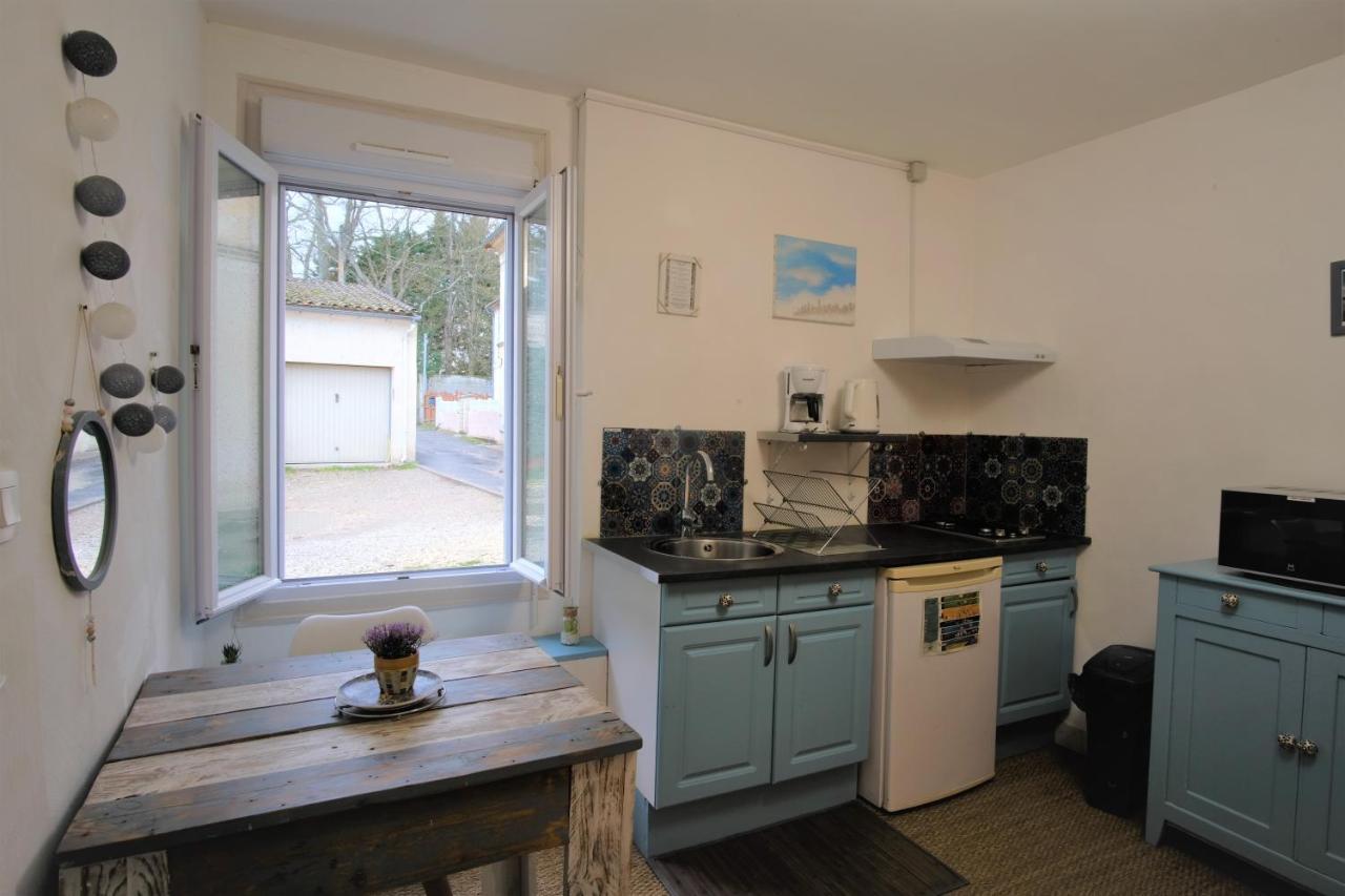 Studio Cosy Au Calme Apartment Libourne Bagian luar foto